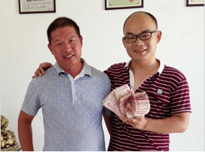 西安里老板購買全自動(dòng)綠豆糕機(jī)