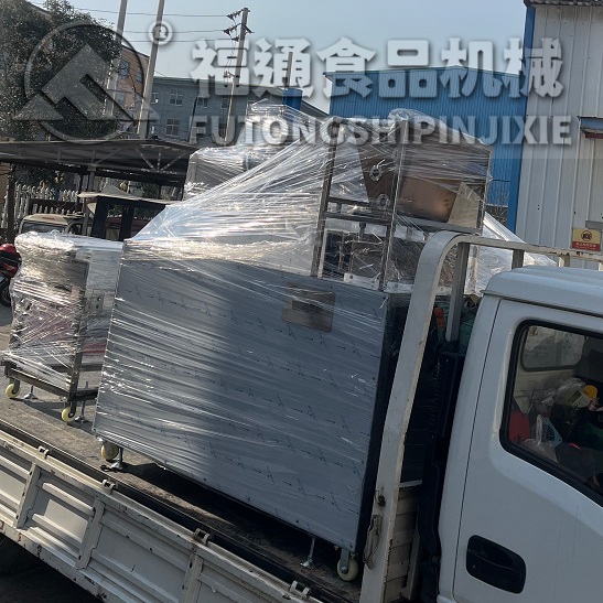 鄭州客戶訂購(gòu)?qiáng)A層米糕機(jī)器一臺(tái)